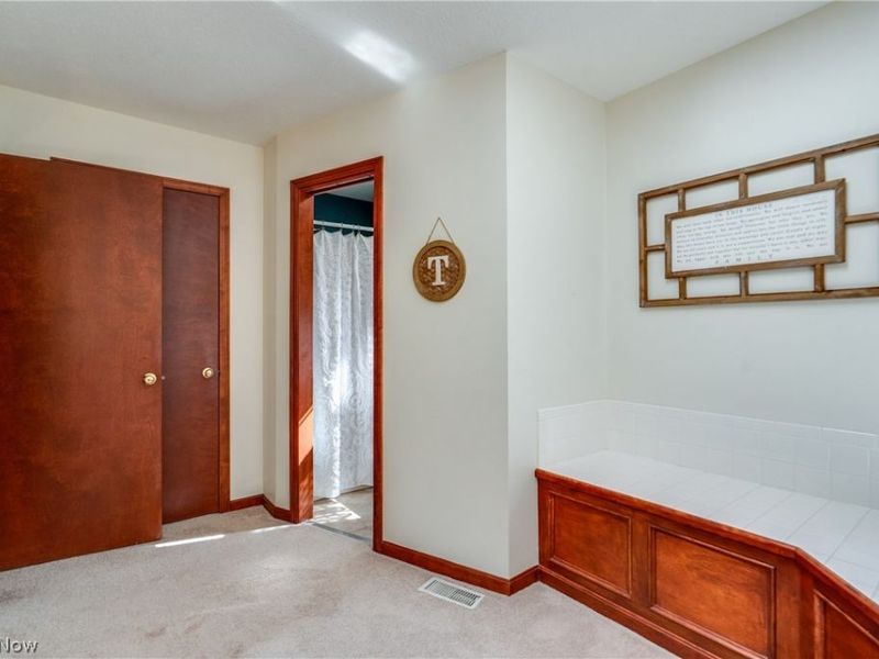 5137 Plain Center Avenue NE, Canton, OH 44714 Photo 25