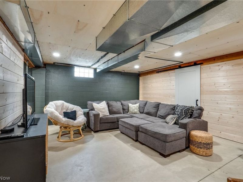 5137 Plain Center Avenue NE, Canton, OH 44714 Photo 32