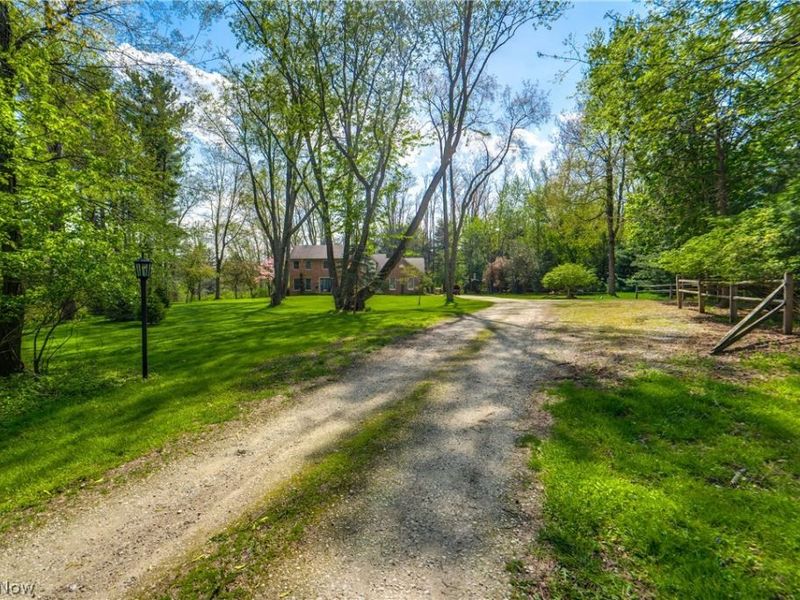 5137 Plain Center Avenue NE, Canton, OH 44714 Photo 36