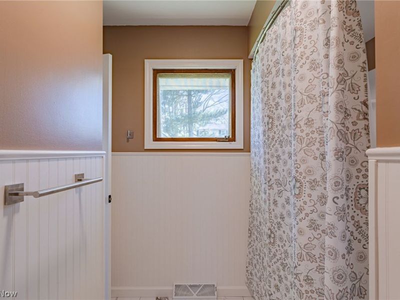 7483 Carole Drive , Mentor, OH 44060 Photo 14