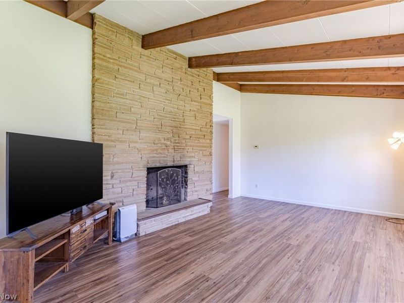 7483 Carole Drive , Mentor, OH 44060 Photo 5