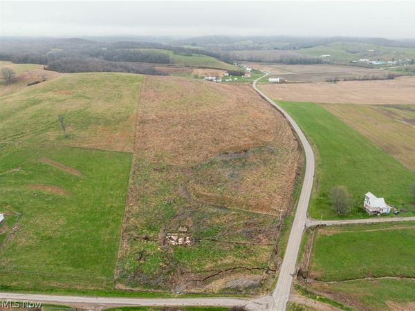 Licking Valley Road , Frazeysburg, OH 43822