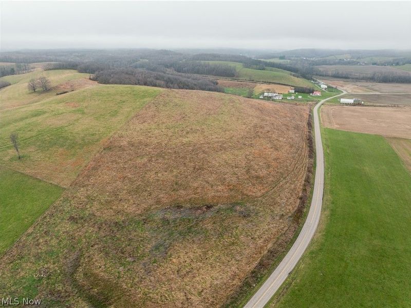 Licking Valley Road , Frazeysburg, OH 43822 Photo 4