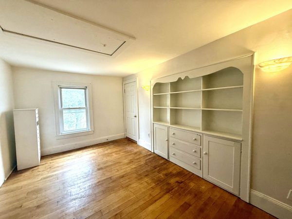 442 Merrimack Street, Unit 2E, Manchester, NH 03103