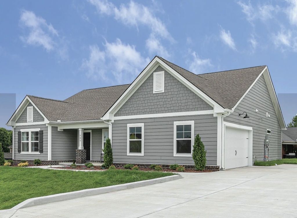 708 Larry Circle, Mount Pleasant, TN 38474 Main Photo