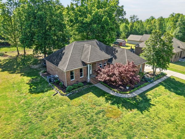 132 Ashton Cir , Fayetteville, TN 37334