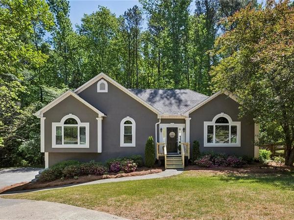 2252 Sunbrook Court NW, Acworth, GA 30101