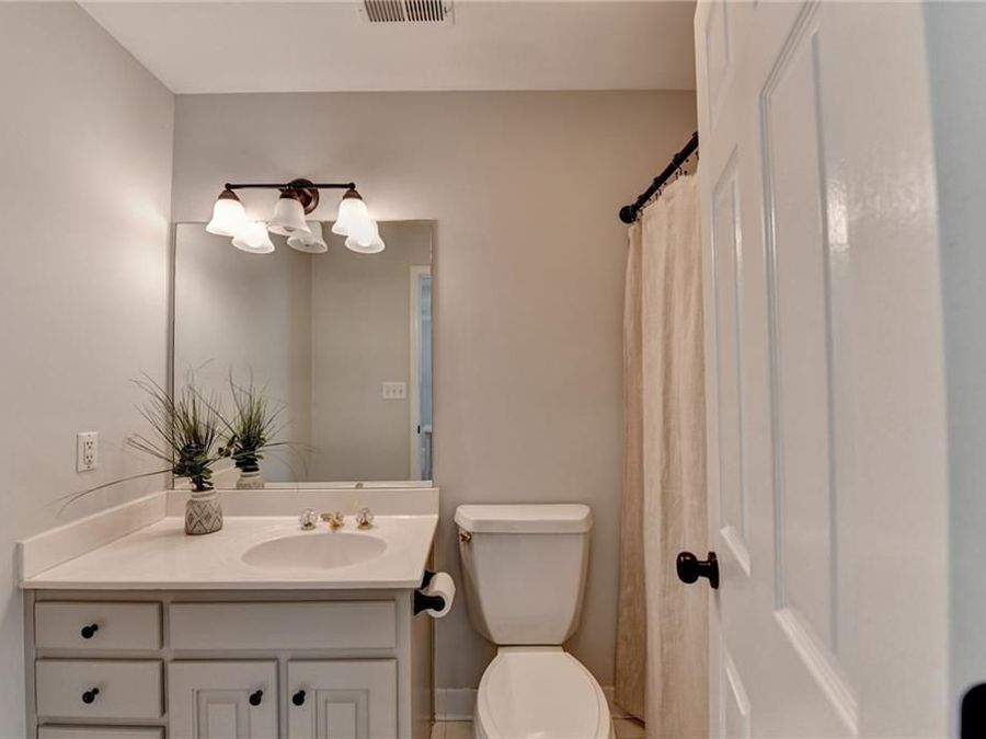 Property Image 64