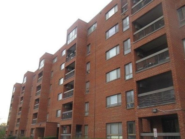 701 Forum Square , Unit 607, Glenview, IL 60025