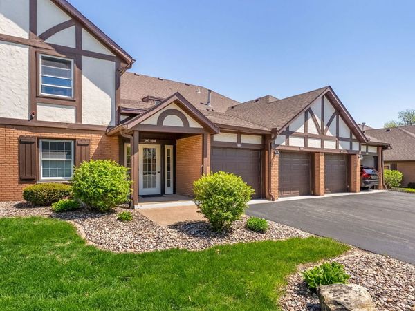 4150 E 60th Street , Unit 608, Davenport, IA 52807