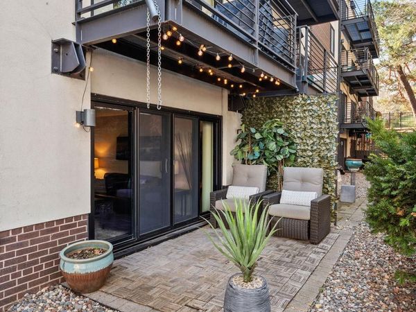 52 Groveland Terrace, Unit 108, Minneapolis, MN 55403