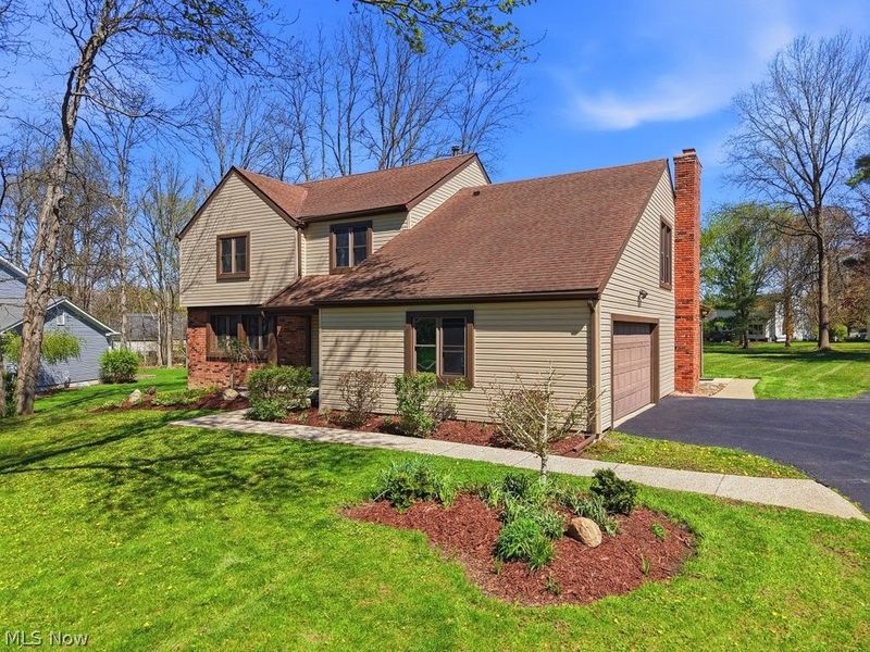 7308 Arborwood Drive , Hudson, OH 44236 Photo 2