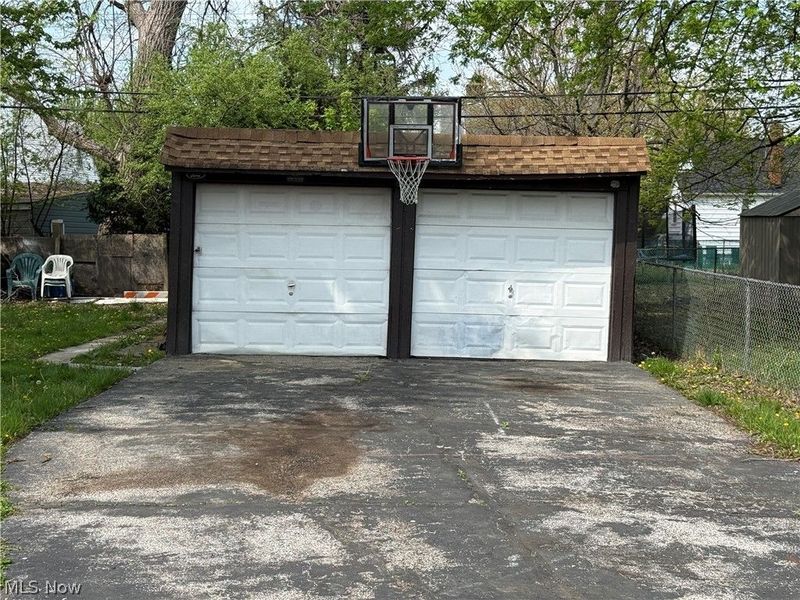 22553 Ivan Avenue , Euclid, OH 44123 Photo 2