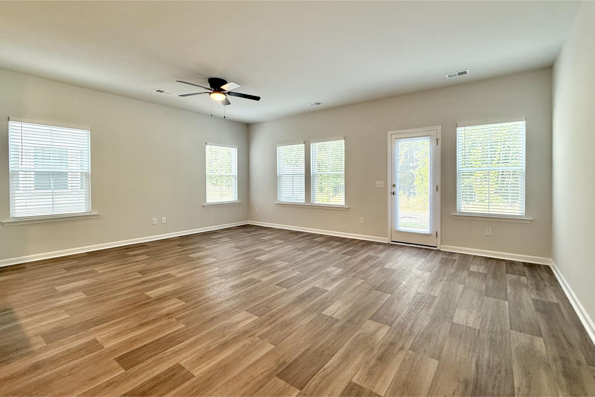 7926 Triggerfish Way Photo 16