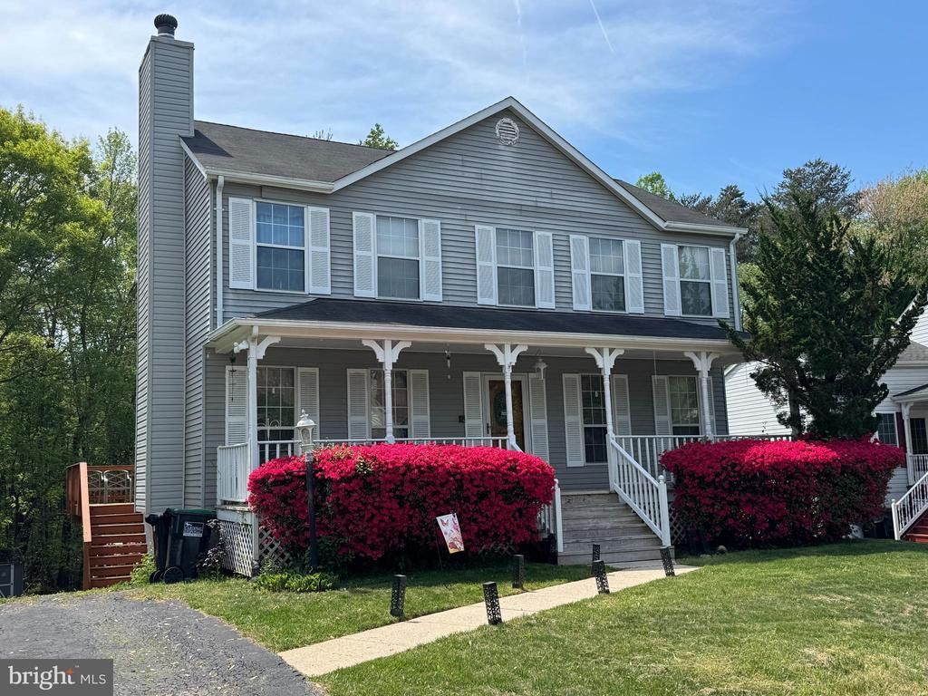 13724 Palm Road, Woodbridge, VA 22193 Main Photo