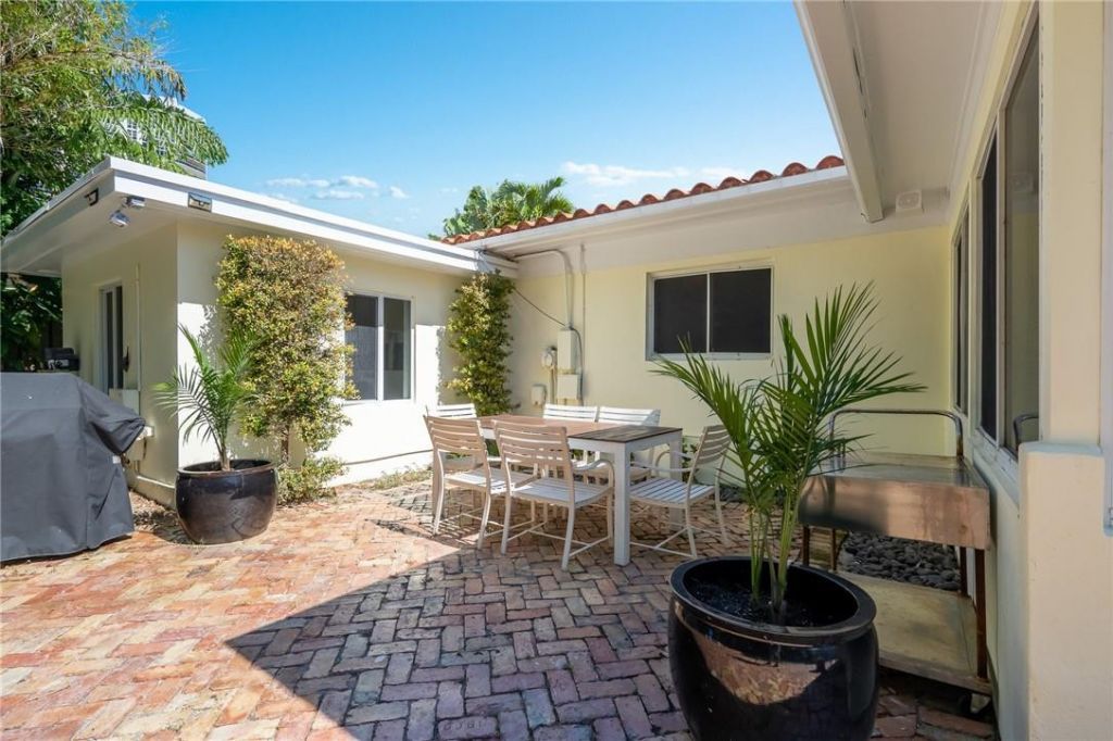 3029 Center Avenue, Fort Lauderdale, FL 33308 Photo