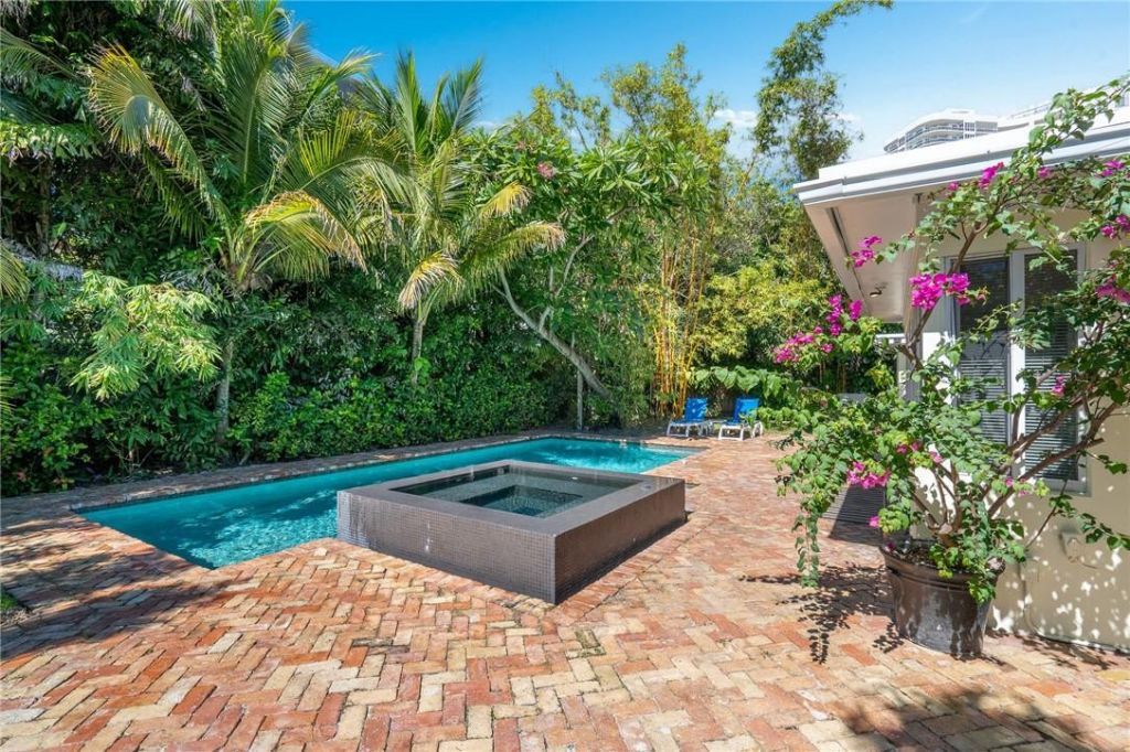 3029 Center Avenue, Fort Lauderdale, FL 33308 Photo