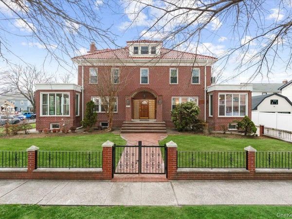 20931 39th Avenue, Bayside, NY 11361