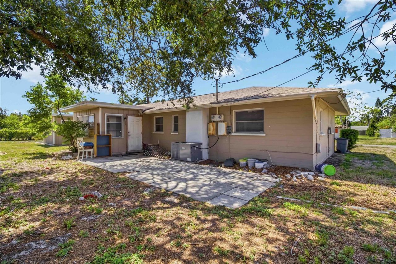 304 Lantana Avenue, Sarasota, FL 34243 Photo