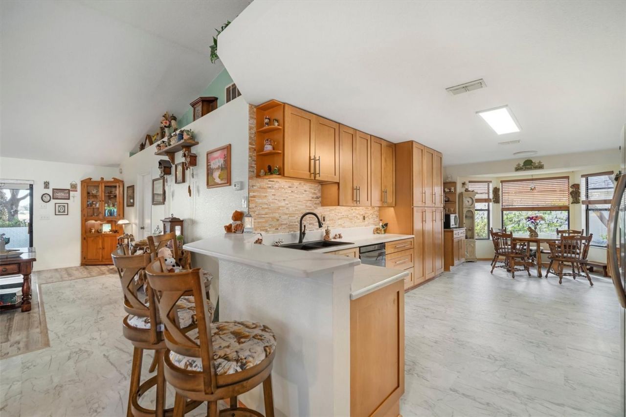 1472 Ivydale Road , Spring Hill, FL 34606 Photo