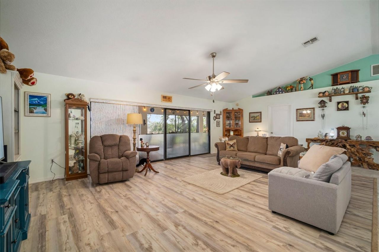 1472 Ivydale Road , Spring Hill, FL 34606 Photo
