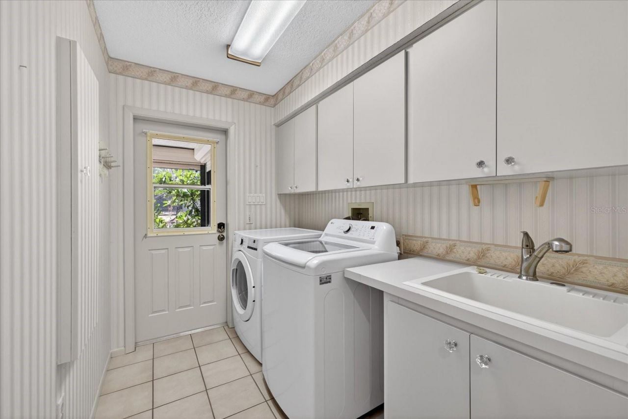 7038 San Jose Loop , New Port Richey, FL 34655 Photo