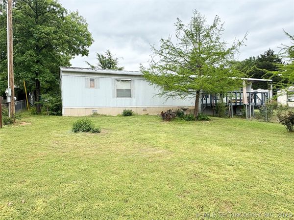 97 Hickory Lane , Stigler, OK 74462