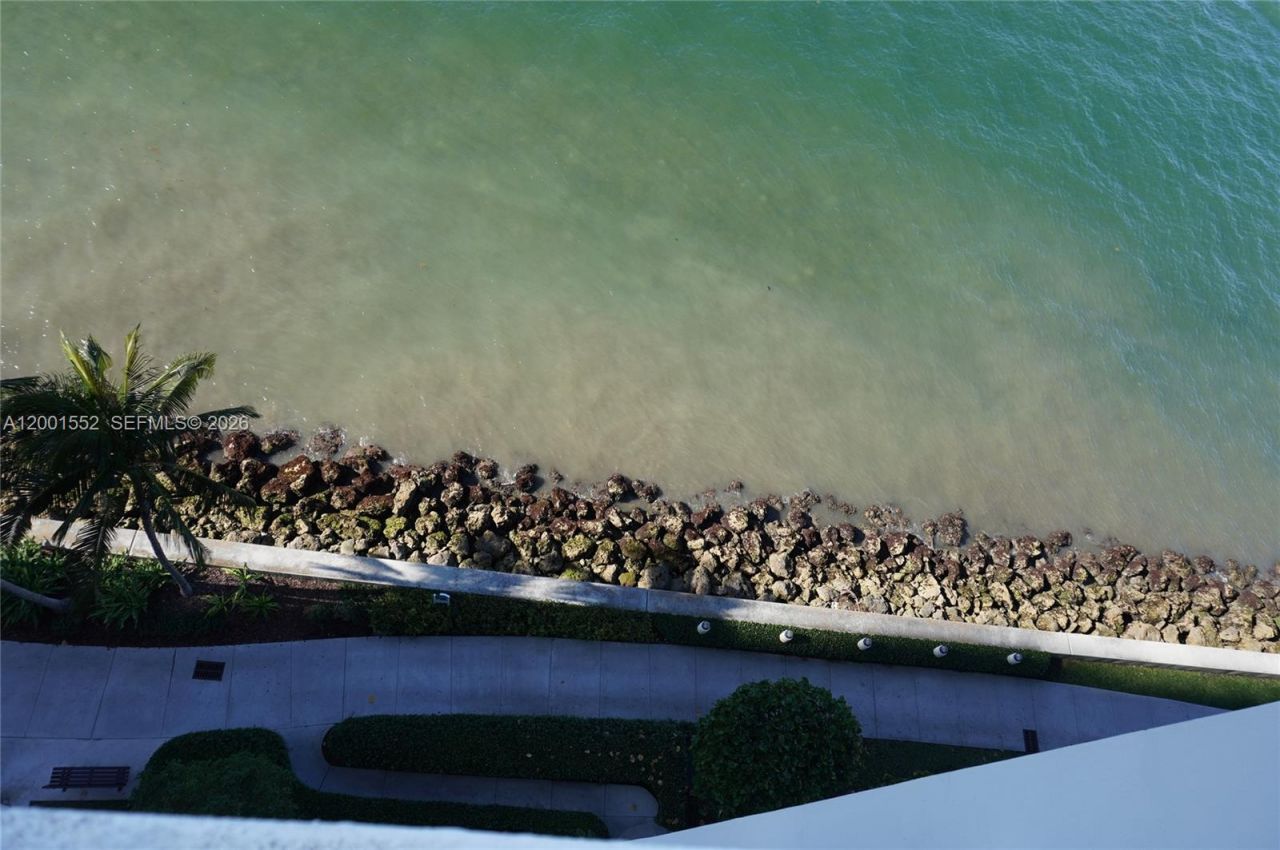 848 Brickell Key Dr, Unit 806, Miami, FL 33131 Photo