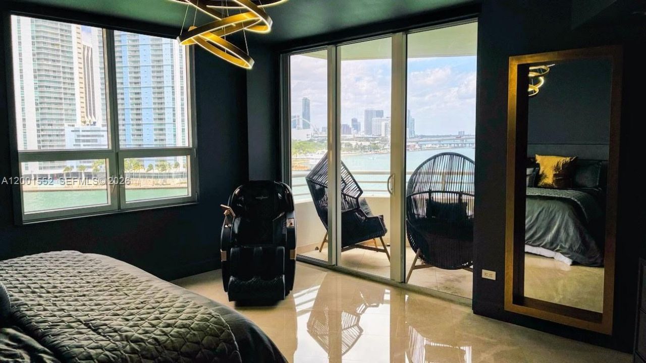 848 Brickell Key Dr, Unit 806, Miami, FL 33131 Photo