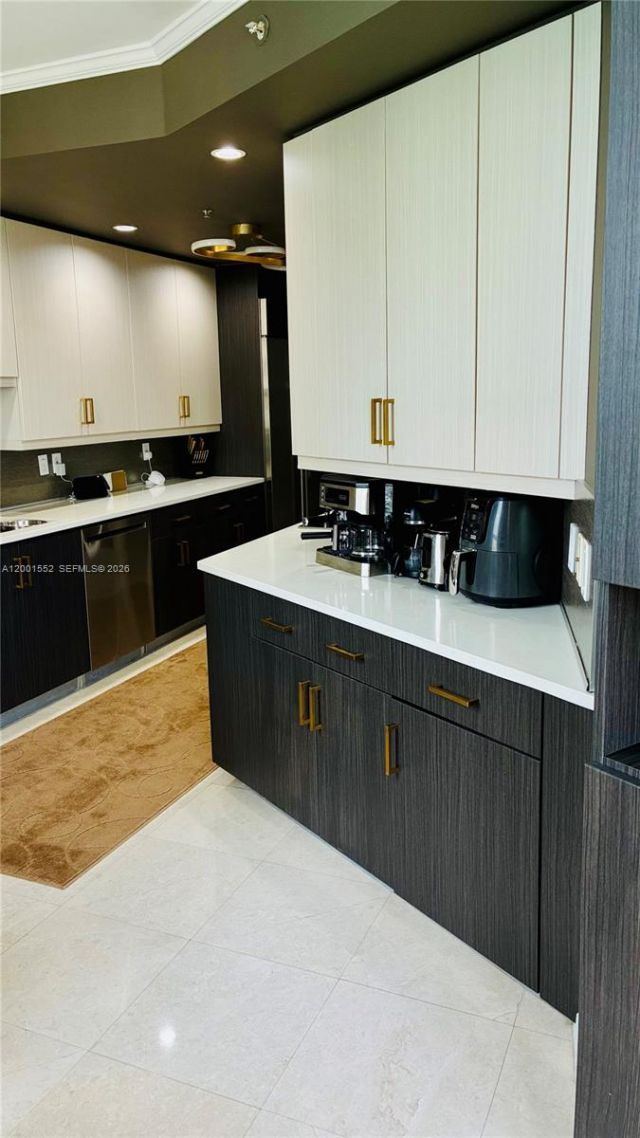 848 Brickell Key Dr, Unit 806, Miami, FL 33131 Photo