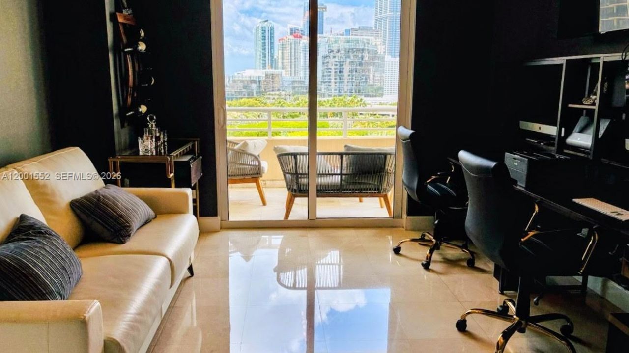 848 Brickell Key Dr, Unit 806, Miami, FL 33131 Photo