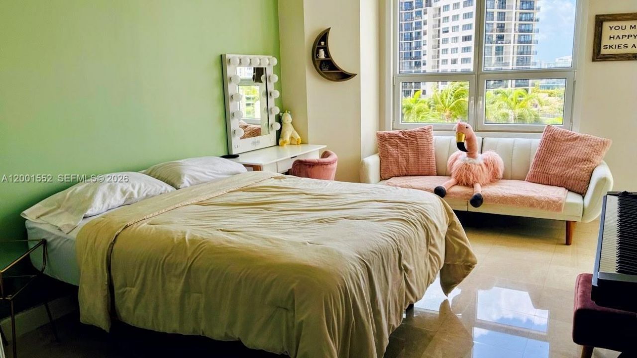 848 Brickell Key Dr, Unit 806, Miami, FL 33131 Photo