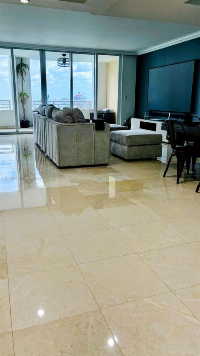 848 Brickell Key Dr, Unit 806, Miami, FL 33131 Photo