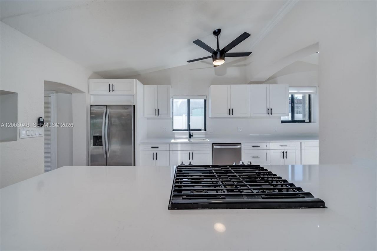 1704 SW 5th Ct , Fort Lauderdale, FL 33312 Photo