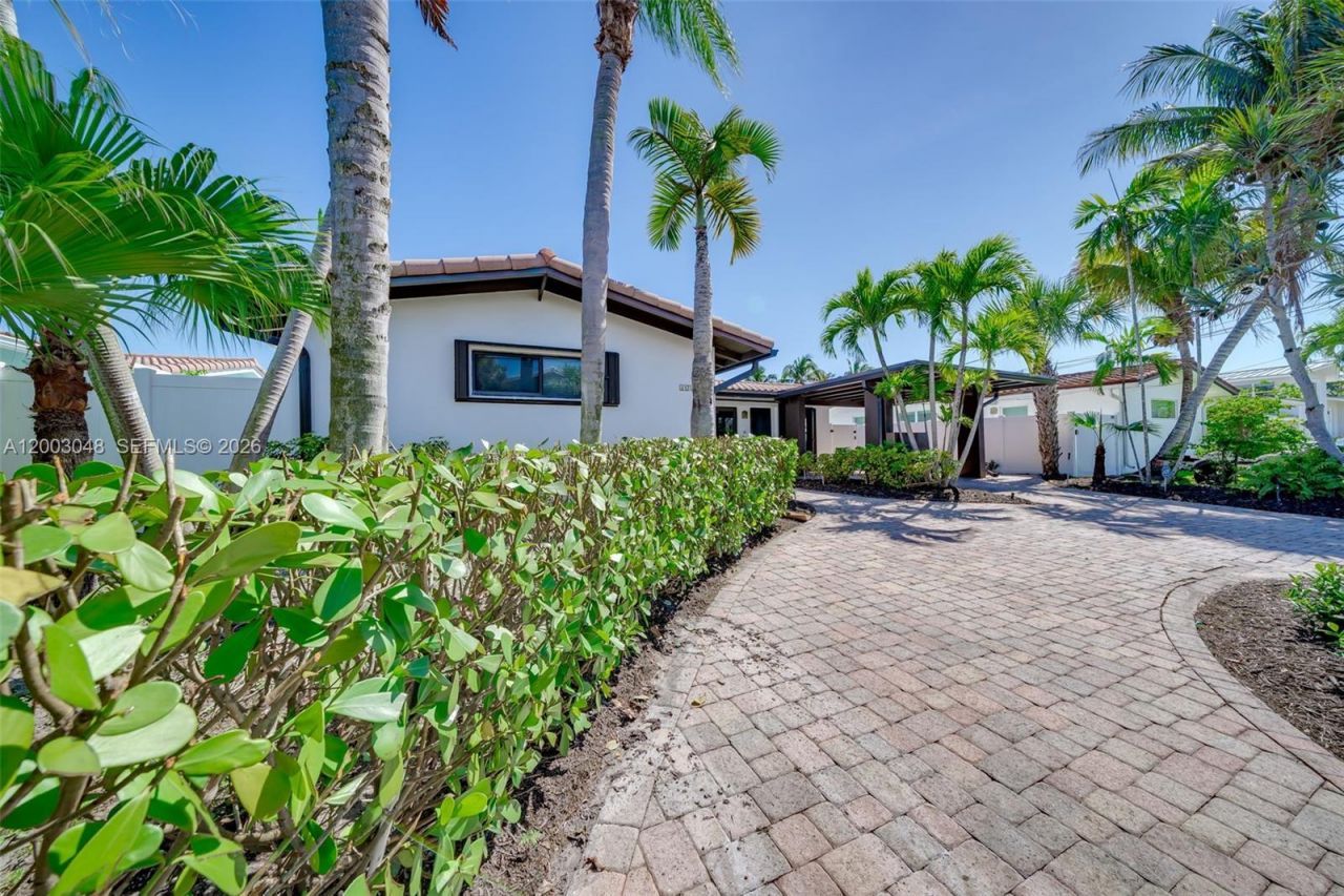 1704 SW 5th Ct, Fort Lauderdale, FL 33312 Photo