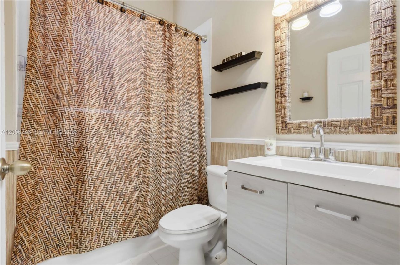 16284 NW 24th St, Pembroke Pines, FL 33028 Photo