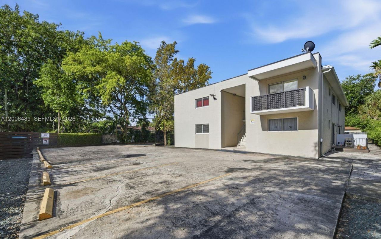 12101 NE 6th Ave , Unit 4, North Miami, FL 33161 Photo
