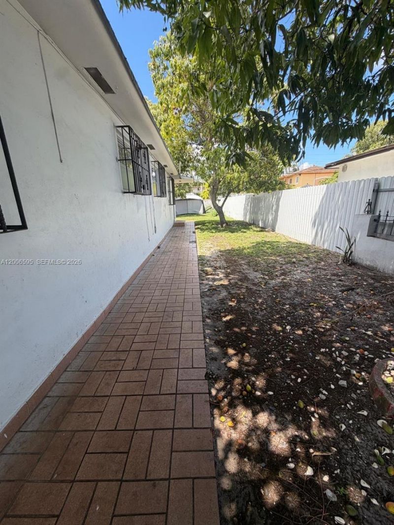 41 E 20th St , Hialeah, FL 33010 Photo