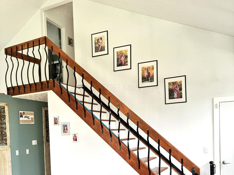 3649 Watt Road, Columbus, OH 43230 Photo 5