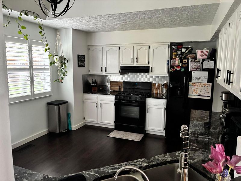 3649 Watt Road, Columbus, OH 43230 Photo 7