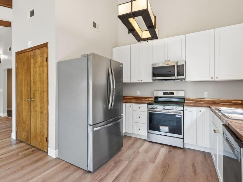 3157 Griggsview Court , Unit 3, Columbus, OH 43221 Photo 15