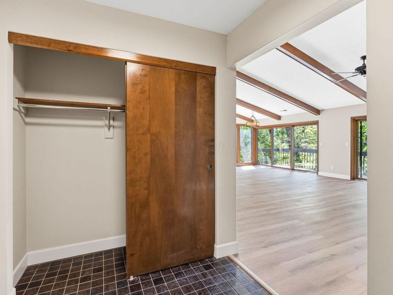 3157 Griggsview Court , Unit 3, Columbus, OH 43221 Photo 17