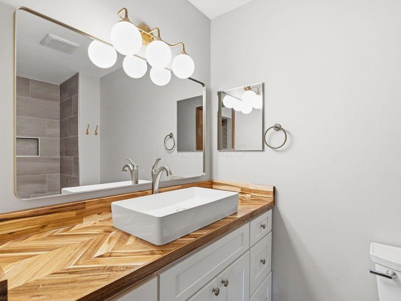 3157 Griggsview Court , Unit 3, Columbus, OH 43221 Photo 23