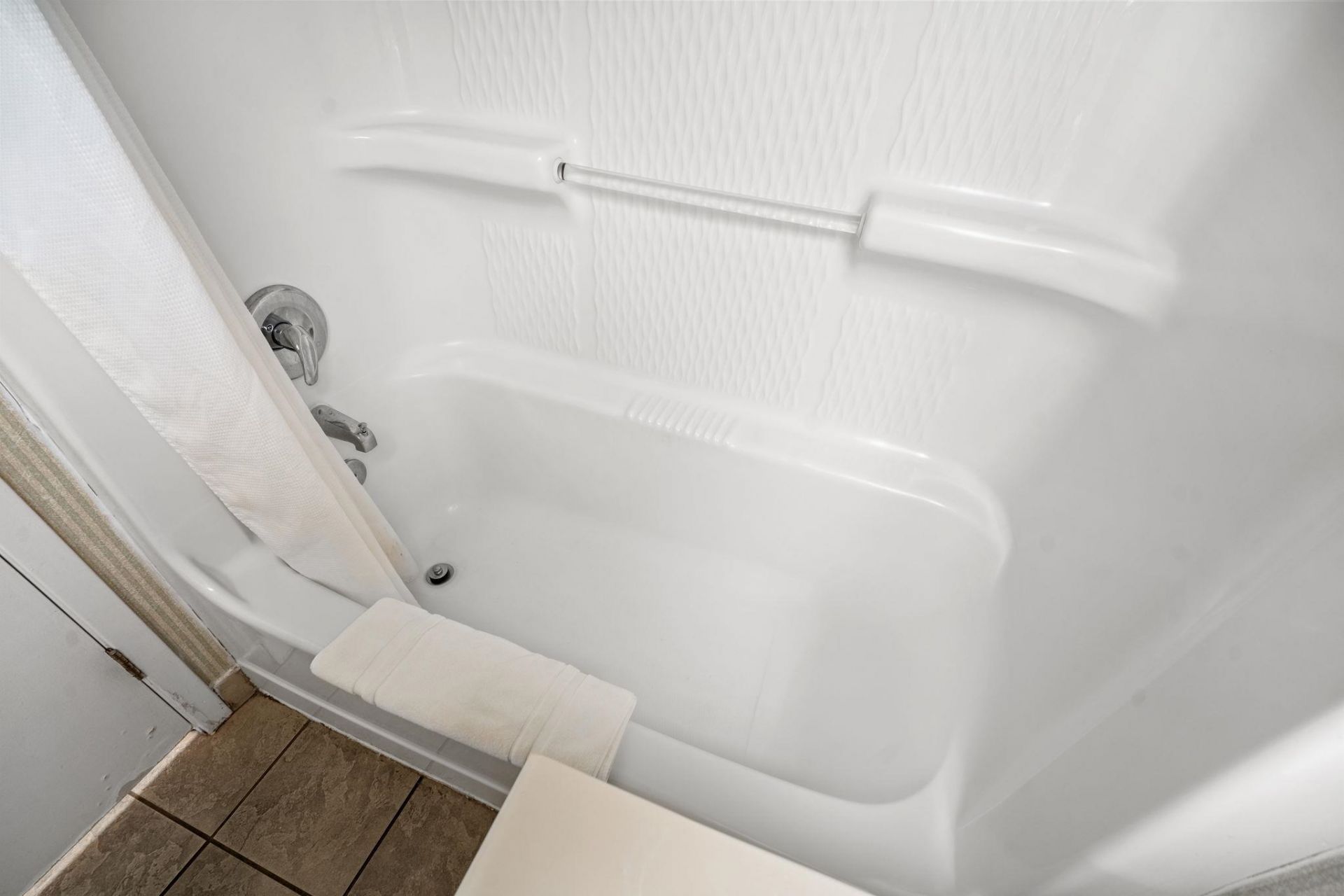 2000 N Ocean Blvd. Photo 14