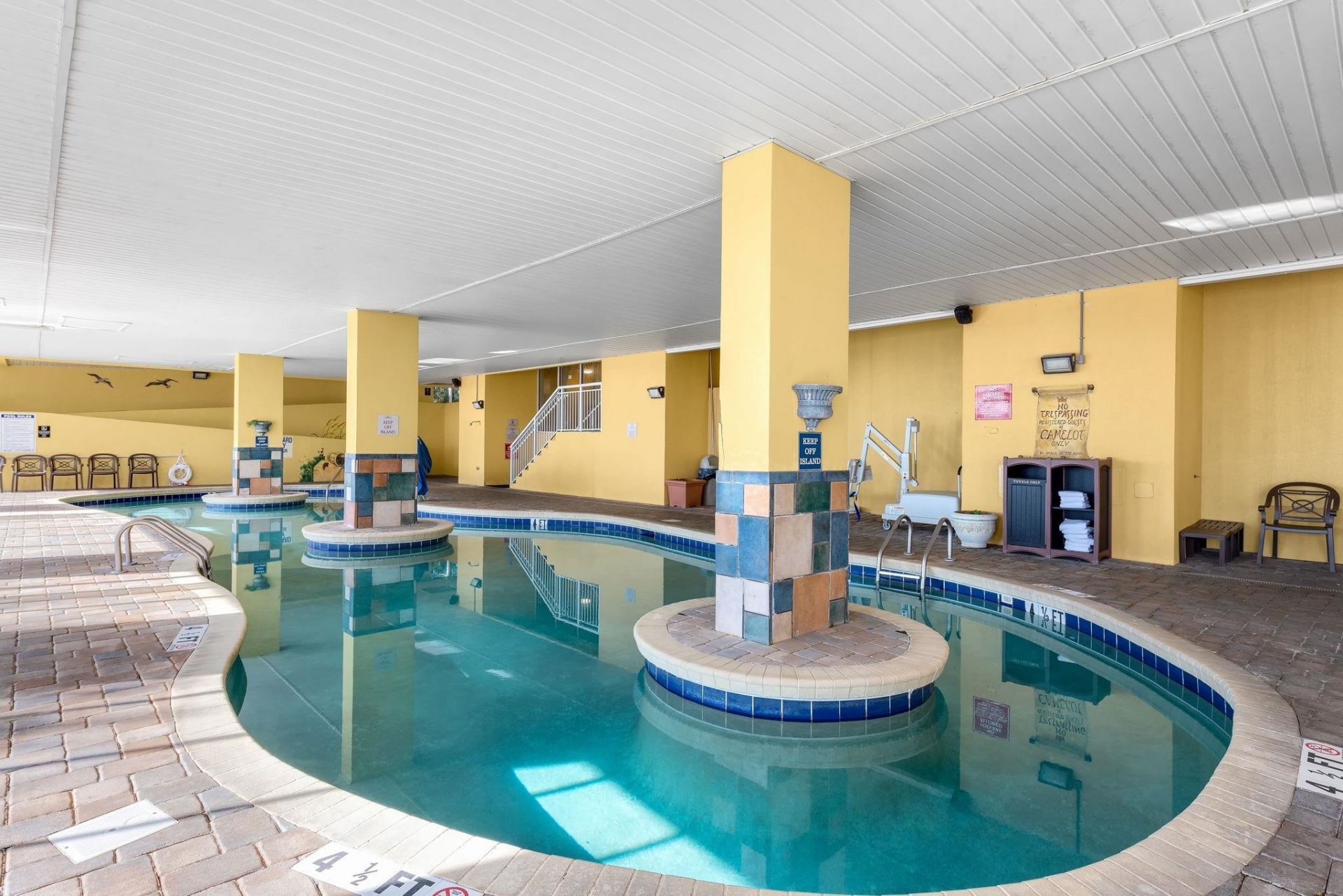 2000 N Ocean Blvd. Photo 24