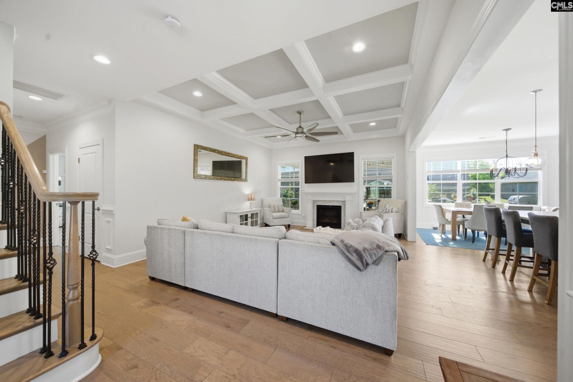 336 Lightning Bug Lane  Photo 5