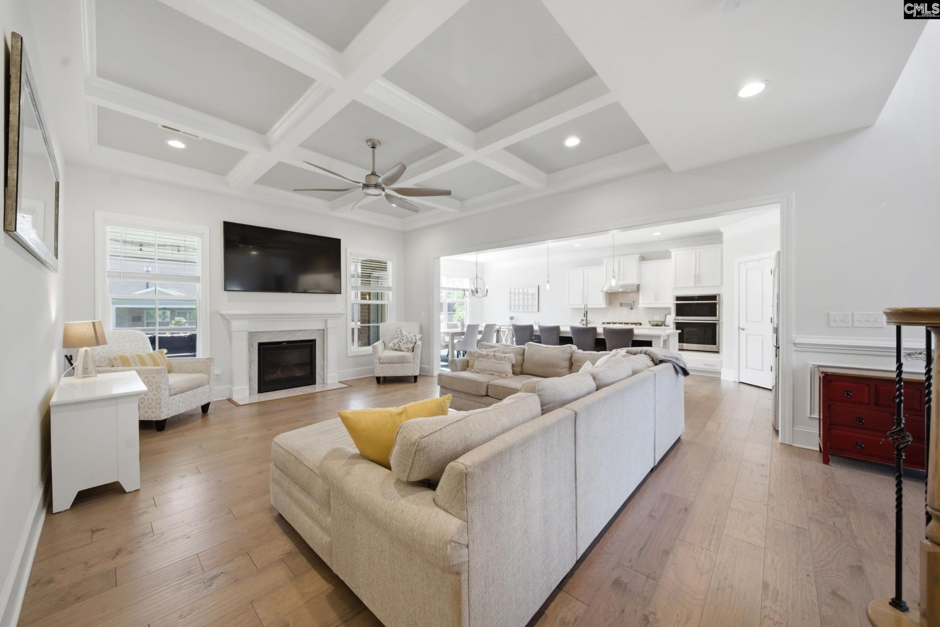 336 Lightning Bug Lane  Photo 6