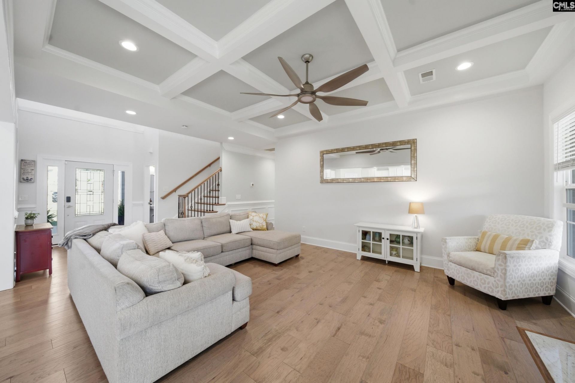 336 Lightning Bug Lane  Photo 8