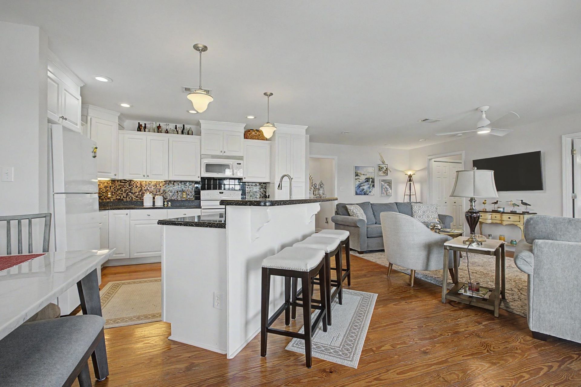 214 Harbor Circle, Alligator Point, FL 32346 Photo