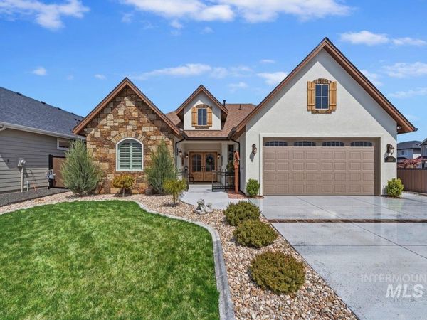 2016 E Mainacht St, Meridian, ID 83642